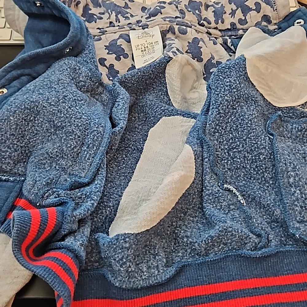 Disney hooded snap front Mickey jacket, size 4